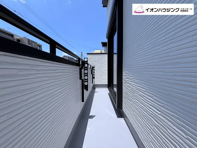 春日市春日原東町4丁目12番　B号棟