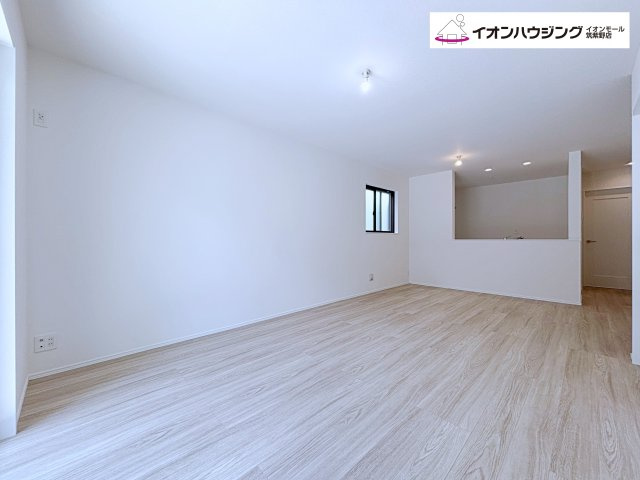 春日市春日原東町4丁目12番　B号棟