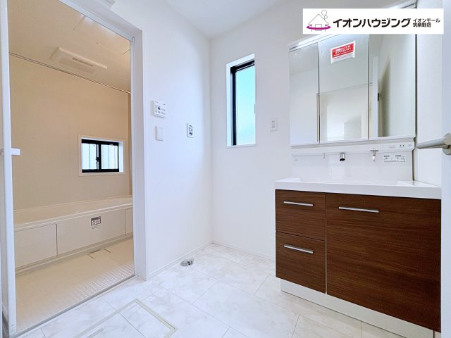 春日市春日原東町4丁目12番　B号棟