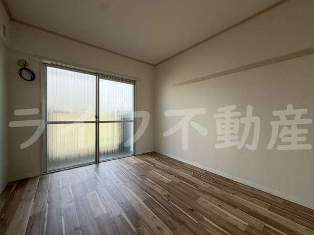 Serie 東大阪の内装