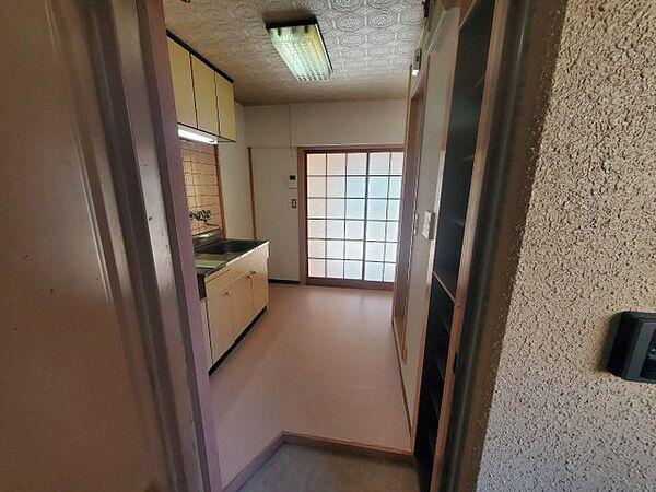 シティハイツ英の玄関