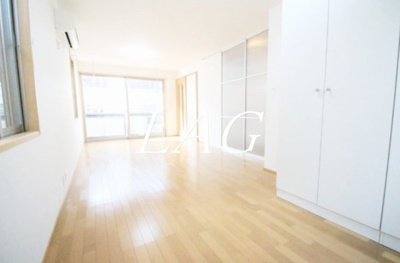 【居間・リビング】 | メルベーユ | 洋室のお部屋です。