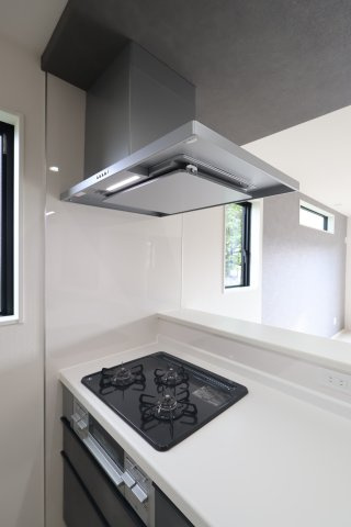 《仲介手数料無料》志木市下宗岡４丁目14-38新築一戸建てグラファーレのキッチン