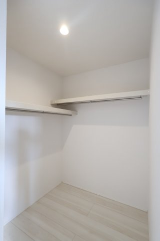 《仲介手数料無料》志木市下宗岡４丁目14-38新築一戸建てグラファーレの収納