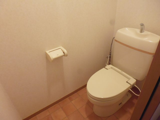 コンフォート小山Bのトイレ