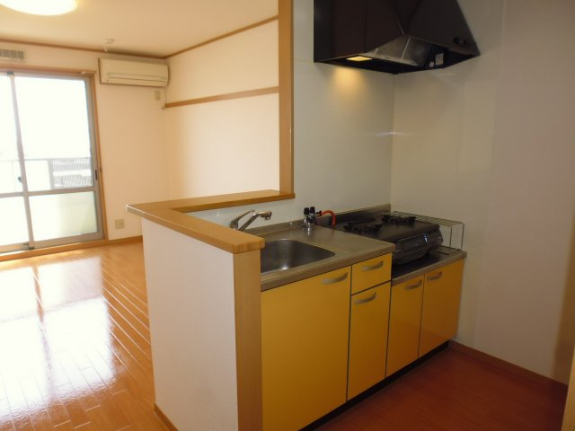 コンフォート小山Bのキッチン