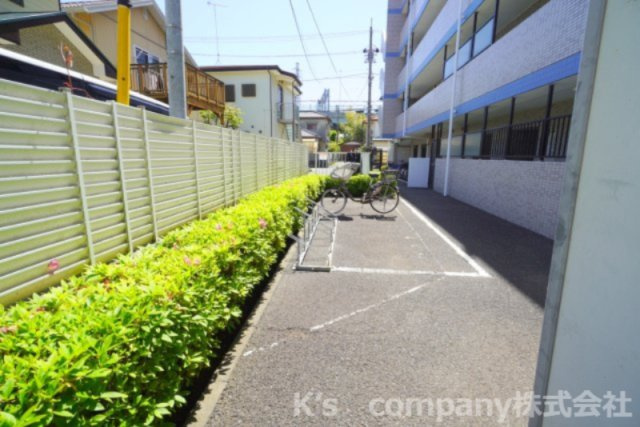 ◎茅ヶ崎市香川4丁目　スカイタウン茅ヶ崎の駐輪場|駐輪スペース◇