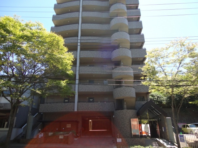 アルカサール西神戸の外観