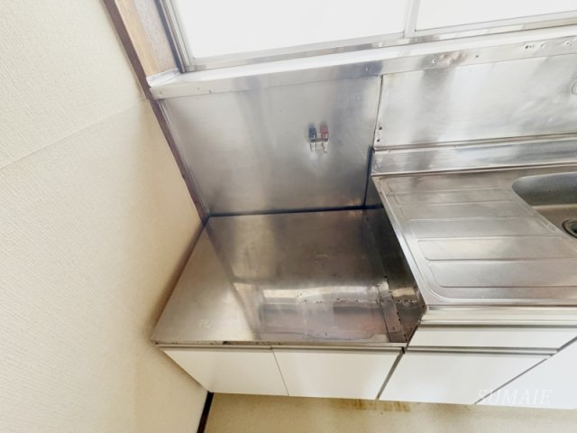 第一新中川荘のキッチン|2口コンロ設置可☆