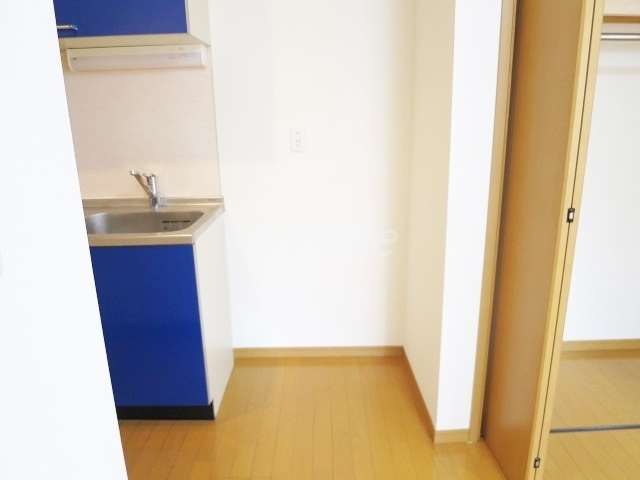 北区上十条２丁目のアパートのキッチン|キッチン横にスペースあります☆