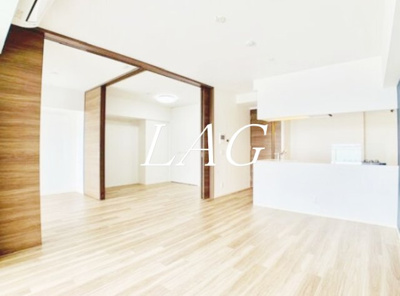 【居間・リビング】 | エミリブ東長崎 | 洋室のお部屋です。