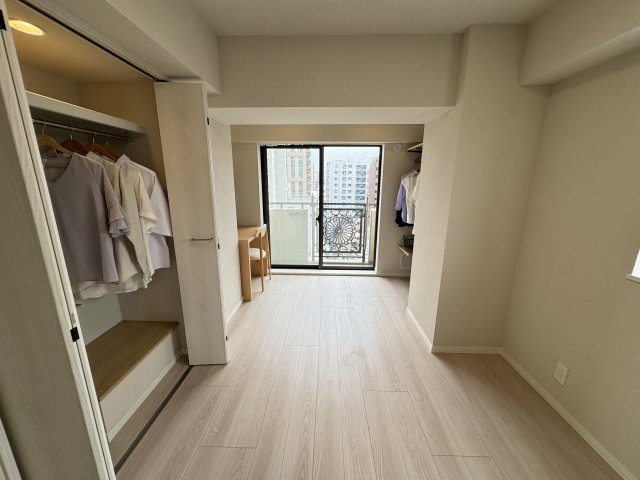 朝日蔵前プラザ　11Fの洋室