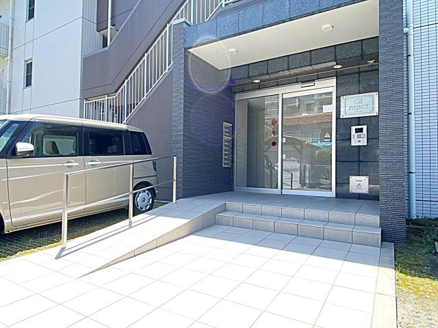 ｒｅｓｐｅｃｔのエントランス