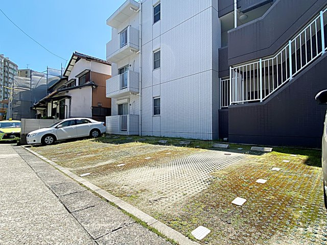 ｒｅｓｐｅｃｔの駐車場