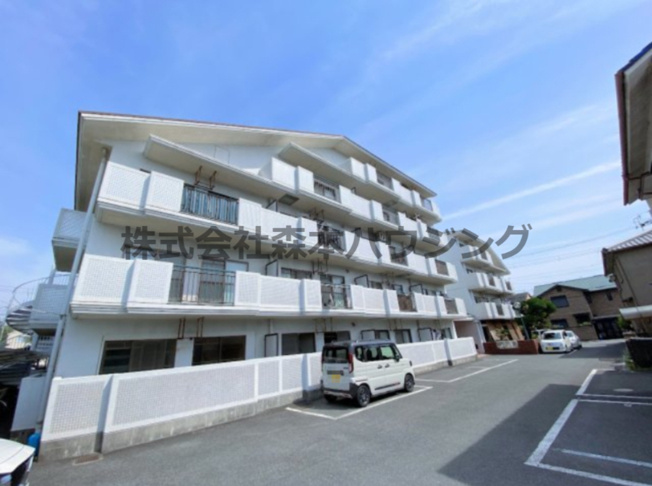 【外観】 | 　メナール香里園 | 落ち着いた雰囲気の外観です