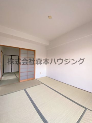 【和室】 | 　メナール香里園 | 落ち着いた雰囲気の和室付きです