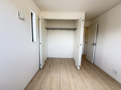 【収納】 | 糸満市南波平　第2（全4棟） | 1号棟　洋室5帖＋CL付き♪