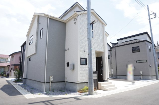 草加市新善町 新築分譲住宅 全8棟 5号棟の外観