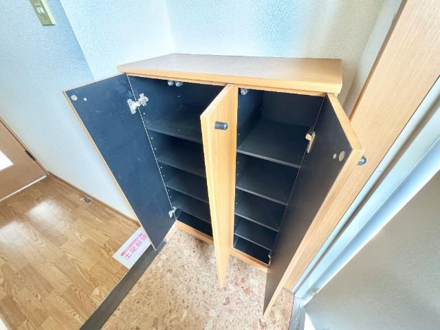 グランドール佐渡の収納|下駄箱