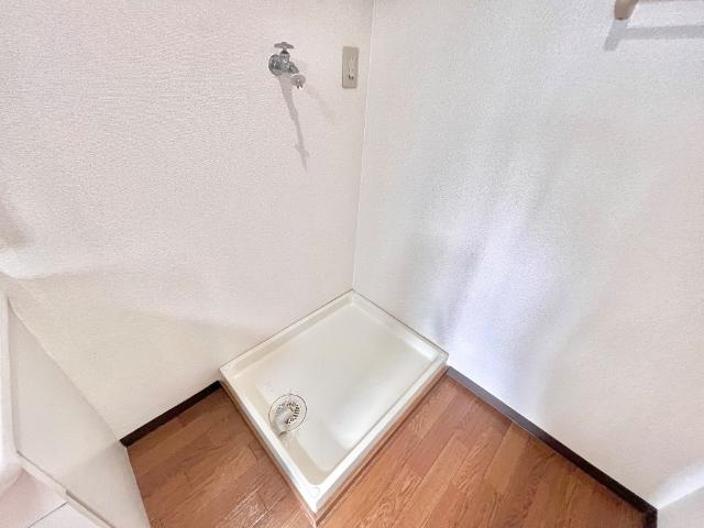コロナハイツのその他|洗濯機置場