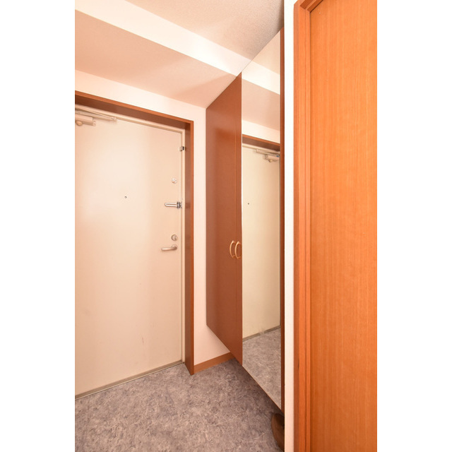 Gramercy Shirakawa Koen