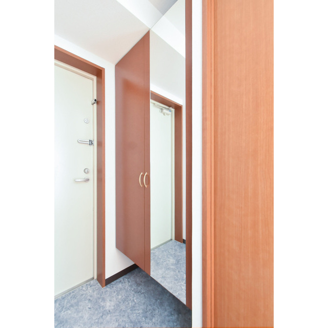 Gramercy Shirakawa Koen