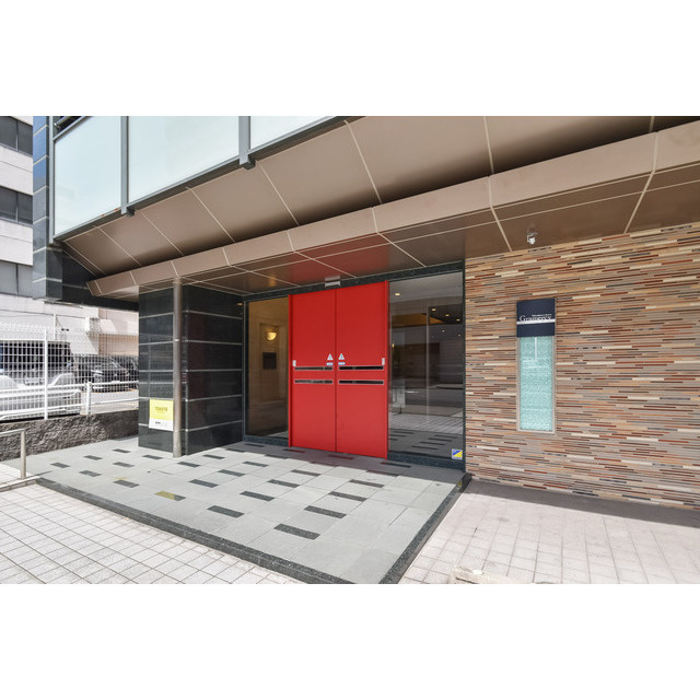 Gramercy Shirakawa Koenのエントランス|落ち着いたエントランスです