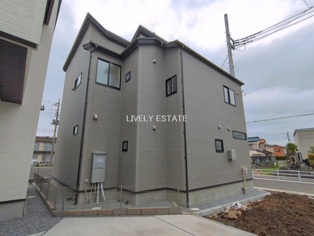 草加市新善町 新築分譲住宅 全8棟 8号棟の外観