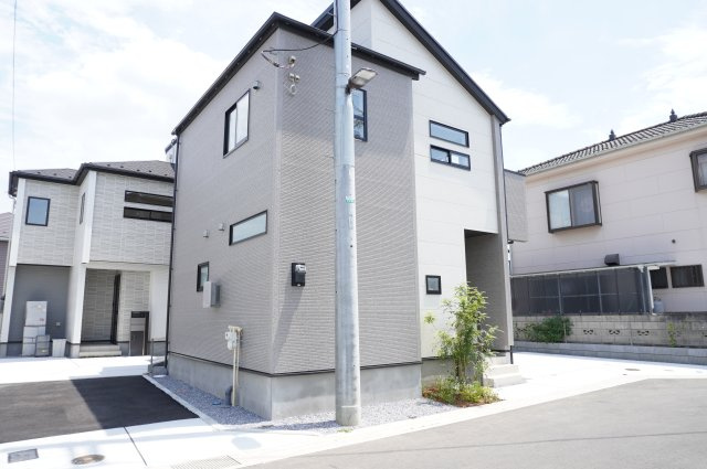 草加市新善町 新築分譲住宅 全8棟 8号棟の外観