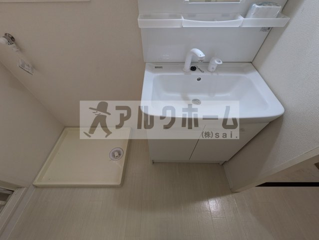 コーポ柏原の洗面所|コーポ柏原　TVインターホン