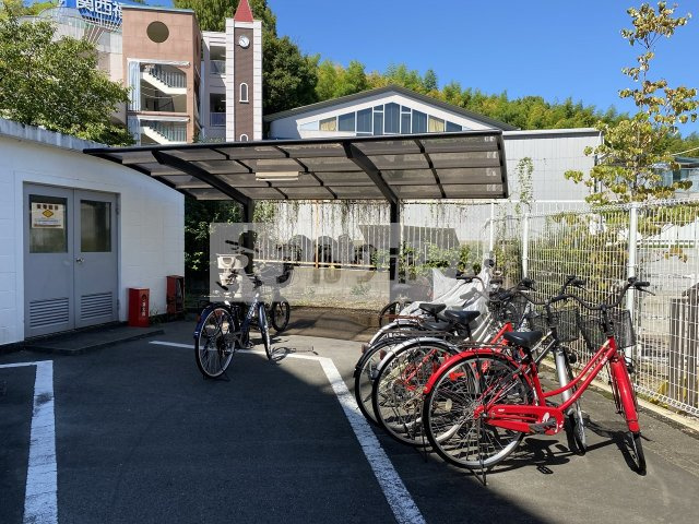 コーポ柏原のその他共用部分|コーポ柏原　駐輪場