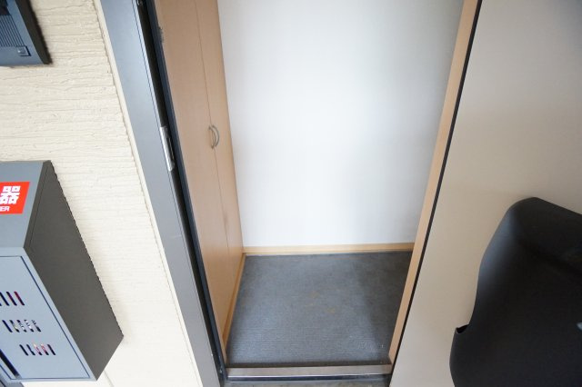 サンビレッジ二の宮　Ａの玄関