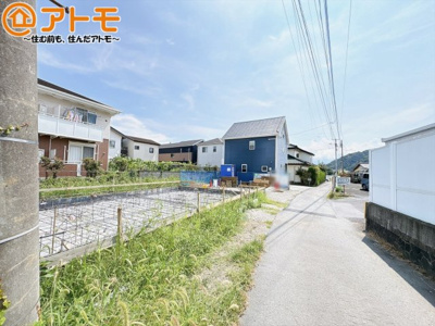 【前面道路含む現地写真】 | 駿東郡清水町長沢　新築一戸建て　全1棟