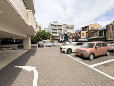 【駐車場】 | サンパーク幅下 | ◆駐車場は機械式ではなく、平面駐車場と大変便利。