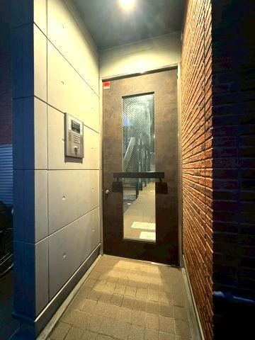 リブリ・千成　名古屋市賃貸　仲介手数料無料のエントランス