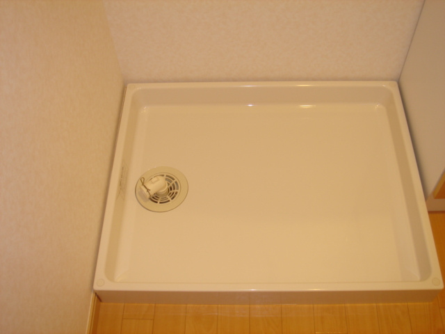サニーテラスのその他|洗濯機置場（イメージ）