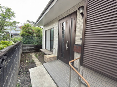 【エントランス】 | 森野2丁目戸建（モリノ二チョウメコダテ）
