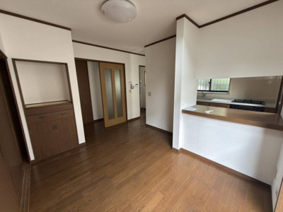 【居間・リビング】 | 森野2丁目戸建（モリノ二チョウメコダテ）