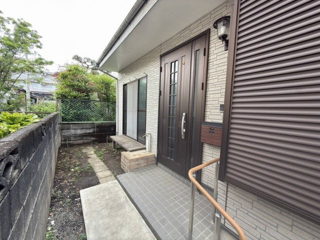 【エントランス】 | 森野2丁目戸建（モリノ二チョウメコダテ）