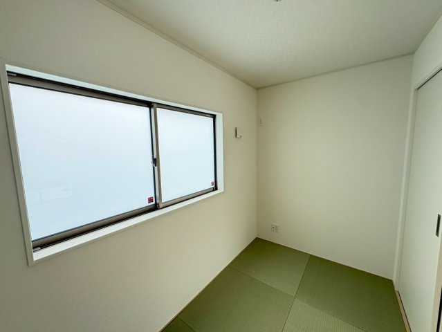 ♥♥糸満市南波平第２－②号棟（全４棟）のキッチン|※参考写真※