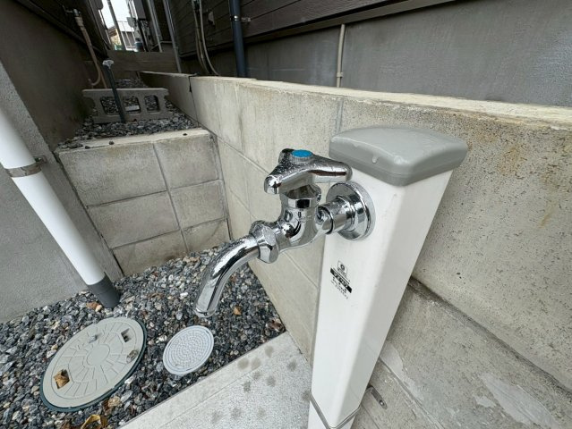 ♥♥糸満市南波平第２－③号棟（全４棟）の玄関|※参考写真※