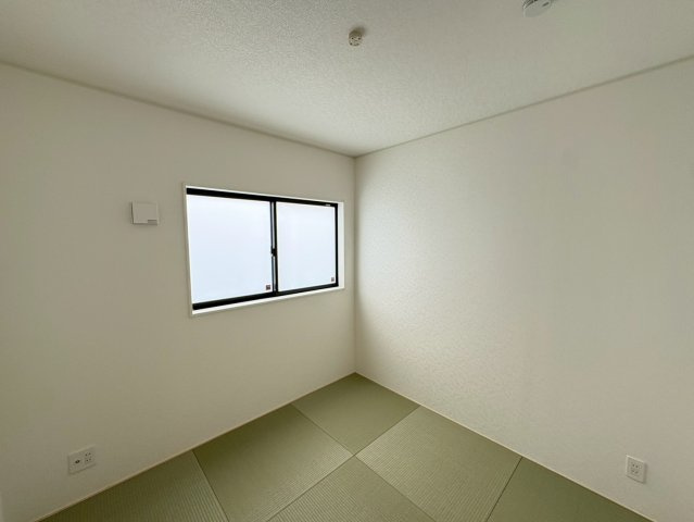 ♥♥糸満市南波平第２－③号棟（全４棟）のキッチン|※参考写真※