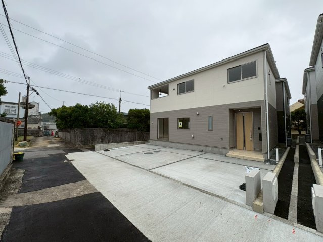♥♥糸満市南波平第２－④号棟（全４棟）の前面道路含む現地写真|※参考写真※