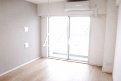 【居間・リビング】 | AZESTお花茶屋 | 洋室のお部屋です。