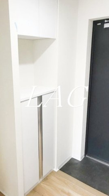【玄関】 | b’CASA蔵前 | 玄関です。