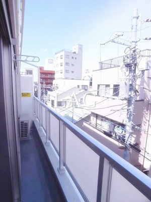【バルコニー】 | リブリ・田端 | バルコニーです。