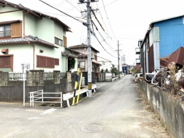 売土地　静岡市清水区北脇新田の前面道路含む現地写真|前面道路は4.8ｍあります。