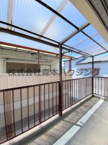 【展望】 | 　大東市寺川5丁目戸建貸家 | 2階洋室から南向きの眺望です