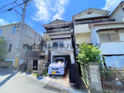 【外観】 | 　大東市寺川5丁目戸建貸家 | 落ち着いた雰囲気の外観です