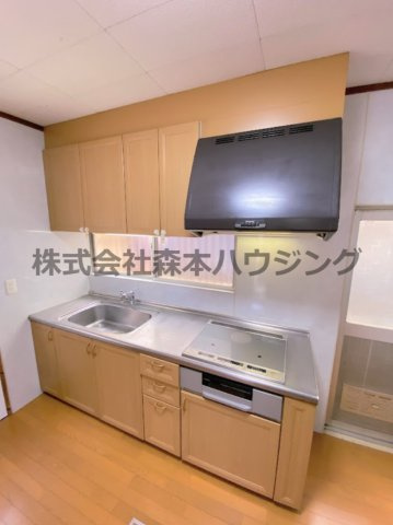 【キッチン】 | 　大東市寺川5丁目戸建貸家 | きれいなキッチンです